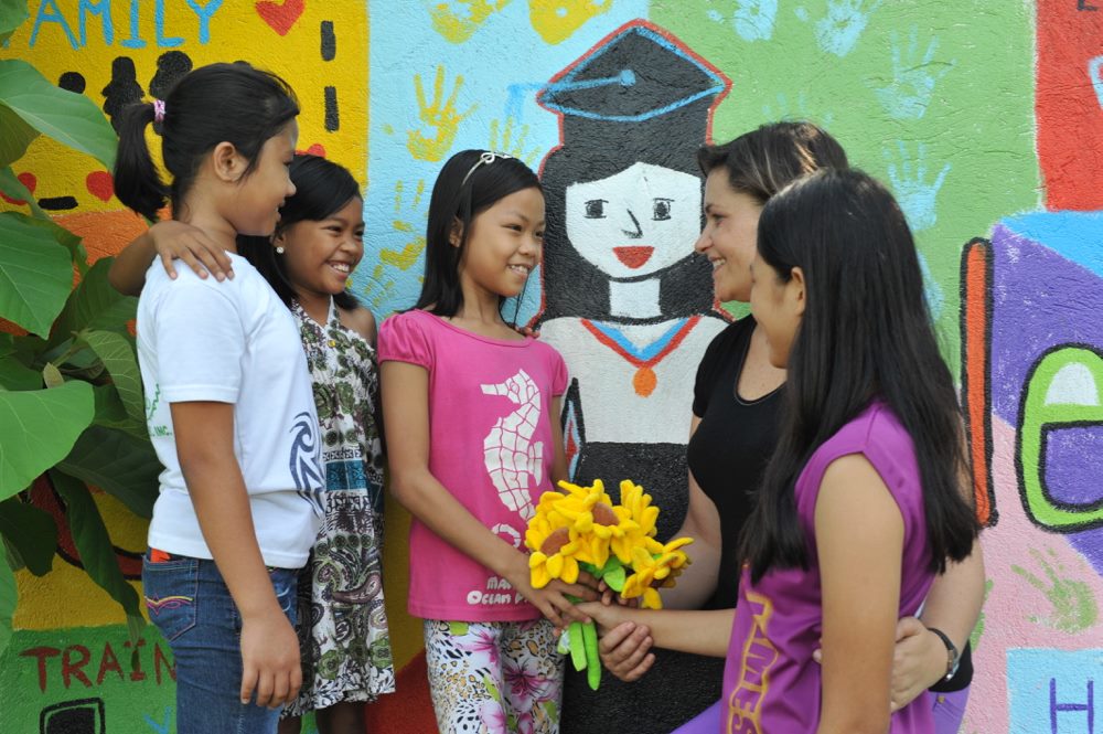 Les sourires des jeunes filles de CAMELEON