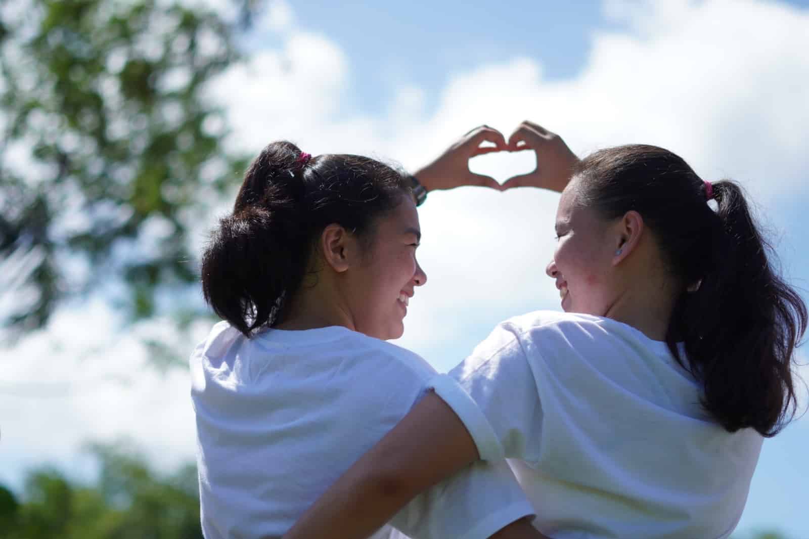 Accompagner les jeunes filles victimes de violences sexuelles après leur réinsertion dans les communautés.